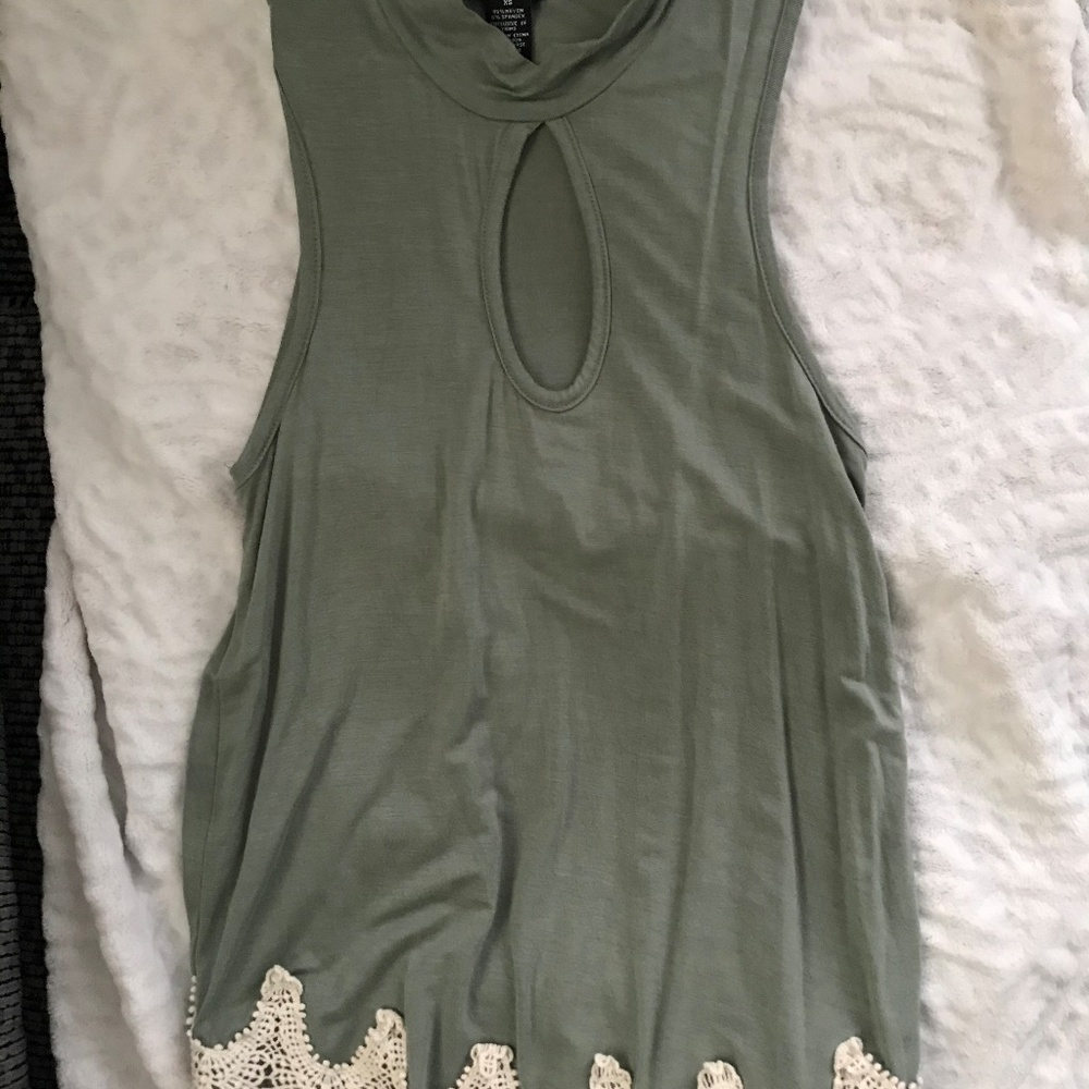 Lacey tank